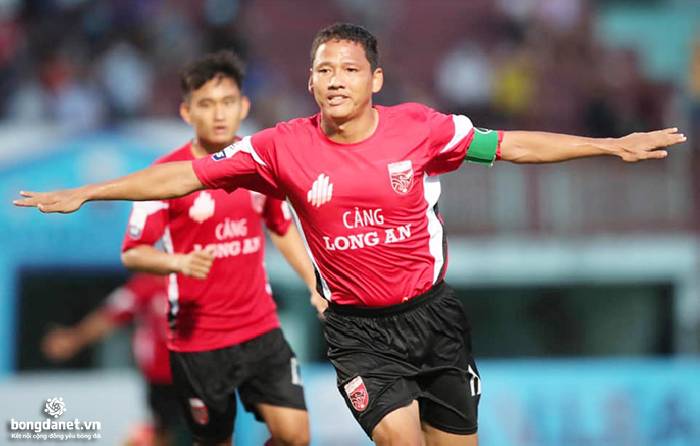 Top ghi bàn giải hạng nhất quốc gia 2021: Anh Đức bứt tốc