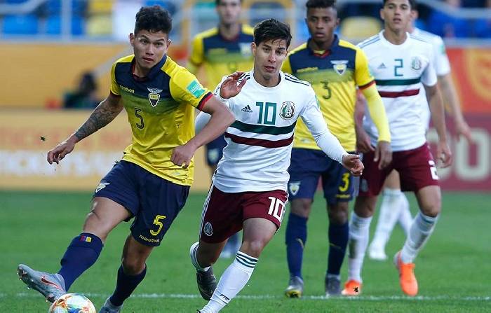 Soi kèo phạt góc Mexico vs Ecuador, 6h30 ngày 6/6