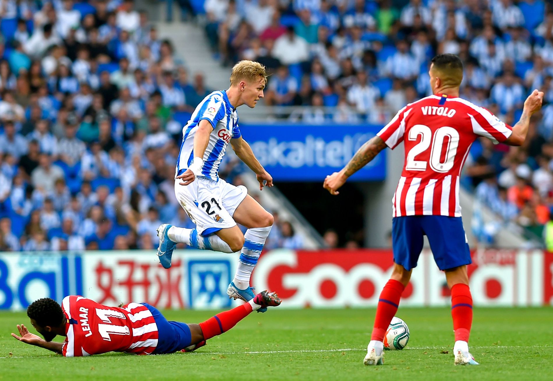 Thần đồng của Real Madrid xuất sắc nhất La Liga ở Sociedad