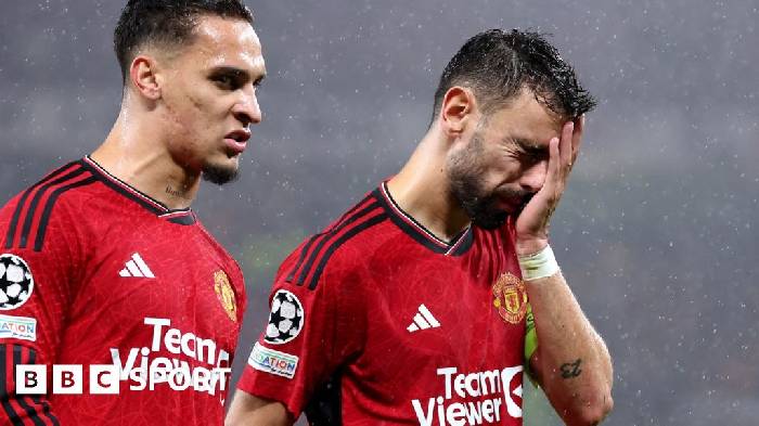 0 điểm bét bảng, kịch bản nào cho M.U đi tiếp ở Champions League