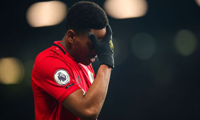 Anthony Martial lỡ đại chiến MU vs Tottenham?