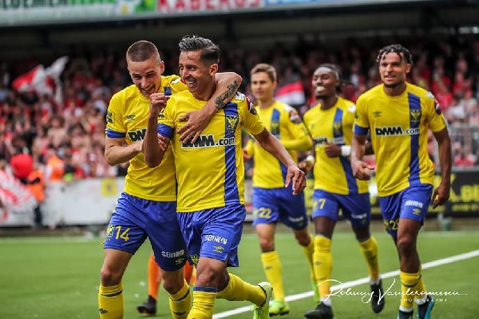 Nhận định, soi kèo Standard Liege vs Sint-Truiden, 2h45 ngày 7/1