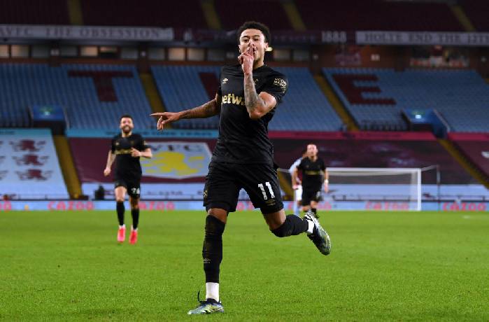 Lingard so kè Bruno Fernandes danh hiệu Cầu thủ xuất sắc nhất tháng Hai