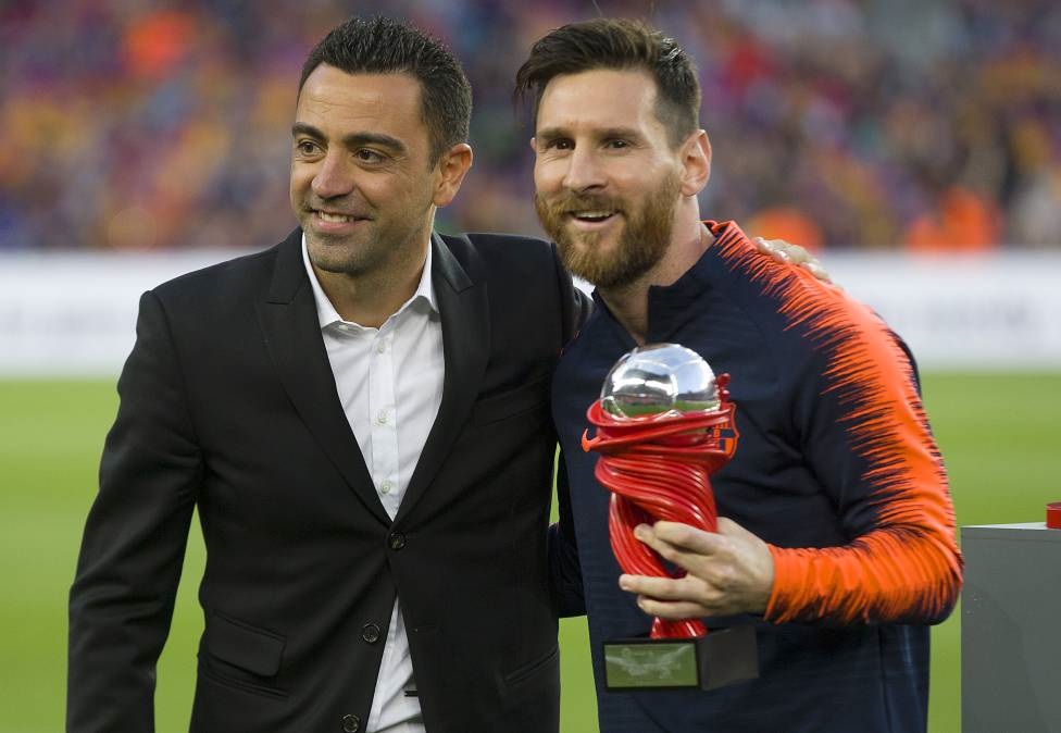 Xavi loại 3 ngôi sao khi trở thành tân HLV trưởng Barcelona