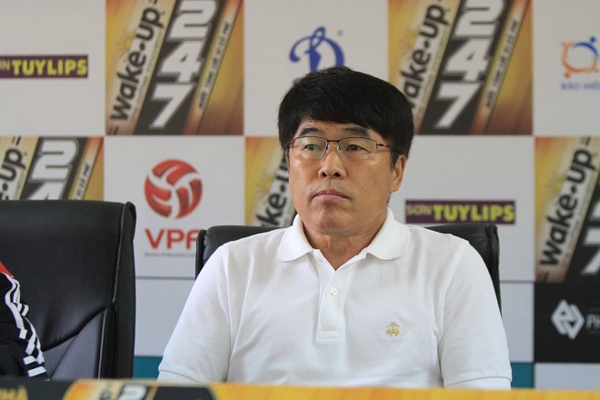 Quế Ngọc Hải trở lại, lái trưởng Viettel lên cơn đau đầu 'dễ chịu'