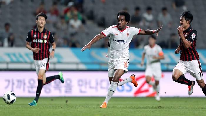Soi kèo phạt góc Pohang Steelers vs Jeju United FC, 16h00 ngày 6/6