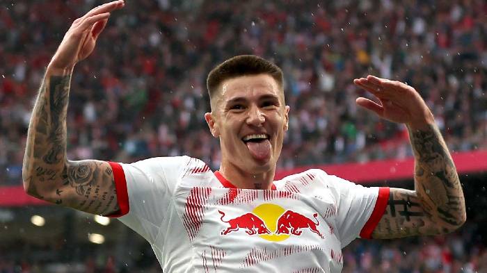 MU chính thức ra giá đầu tiên cho Benjamin Sesko