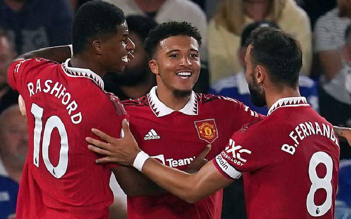 Bật đèn xanh với CLB cũ, sao M.U bị 'cắt liên lạc' trong 1 nốt nhạc