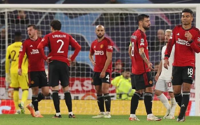 Chỉ trong 3 ngày,có  2 HLV đối thủ xác nhận vj trí 'tử huyệt' của M.U