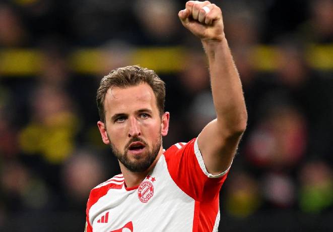 Bayern biến Signal Iduna Park của Dortmund thành 'sân tập'