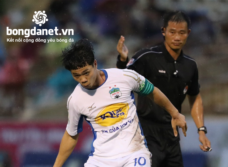 Học Asian Cup 2019, V-League sắp áp dụng công nghệ VAR
