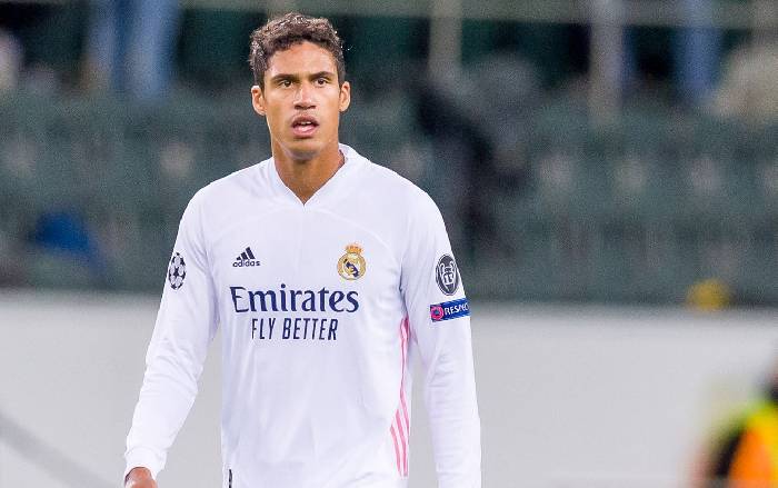 Varane bất ngờ bị gạch tên chỉ ít giờ trước trận đại chiến Liverpool