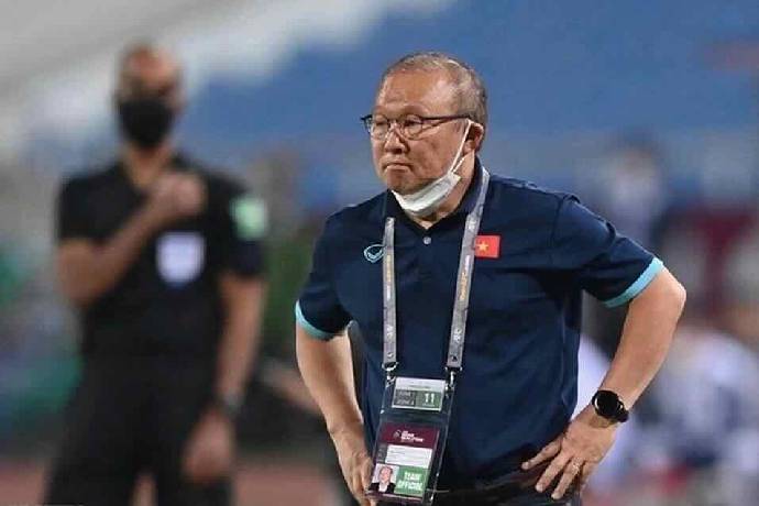 Báo Trung Quốc sốt sắng muốn đội nhà bổ nhiệm gấp HLV Park Hang Seo