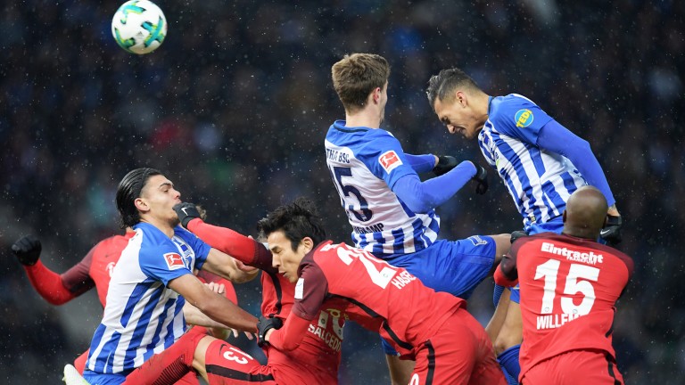 Nhận định Eintr. Frankfurt vs Hertha Berlin, 0h30 ngày 9/1
