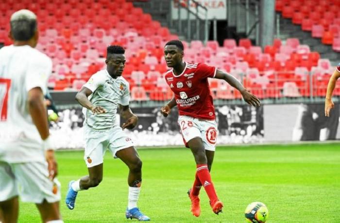 Soi kèo bóng đá Pháp hôm nay 7/1: Avranches vs Brest