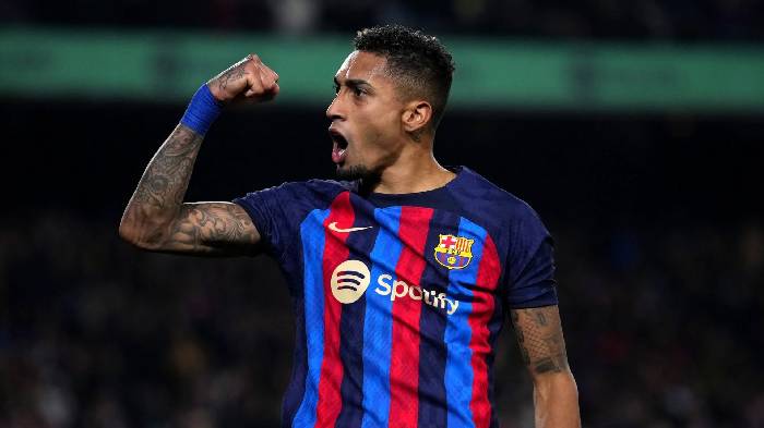 Raphinha hồi sinh mạnh mẽ, sẵn sàng giúp Barca 'làm thịt' Quỷ đỏ