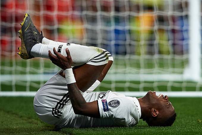 Sao trẻ nghỉ 2 tháng, mùa giải Real coi như bỏ