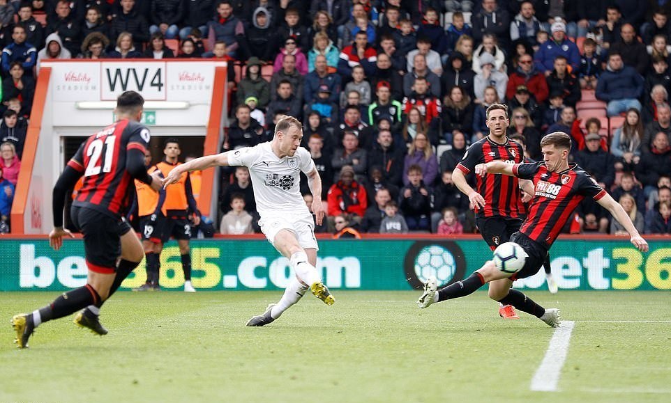Video Bournemouth 1-3 Burnley (Premier League, Ngoại hạng Anh vòng 33)