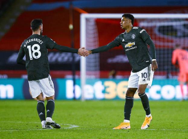 Soi kèo phạt góc C2 châu Âu hôm nay 8/4: Granada vs MU
