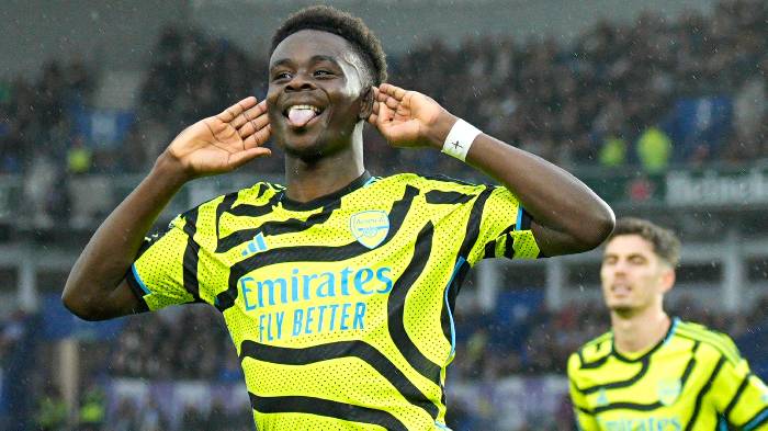 Arsenal tỏa hào quang của nhà vô địch