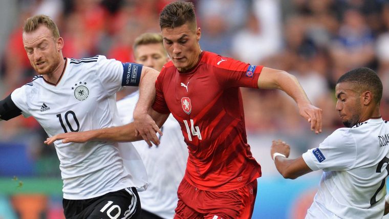 Phân tích tỷ lệ CH Séc vs Bulgaria, 1h45 ngày 8/6