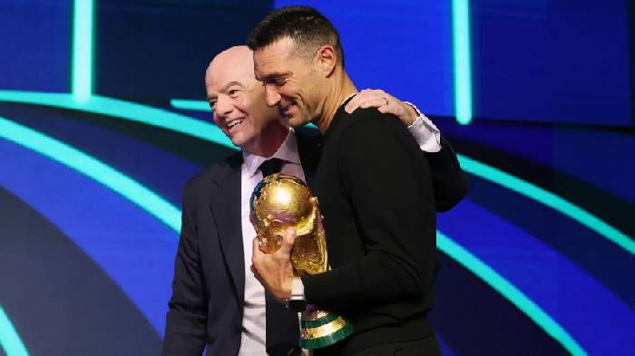 FIFA xin lỗi HLV tuyển Argentina vì sai sót trong lễ bốc thăm World Cup 2026