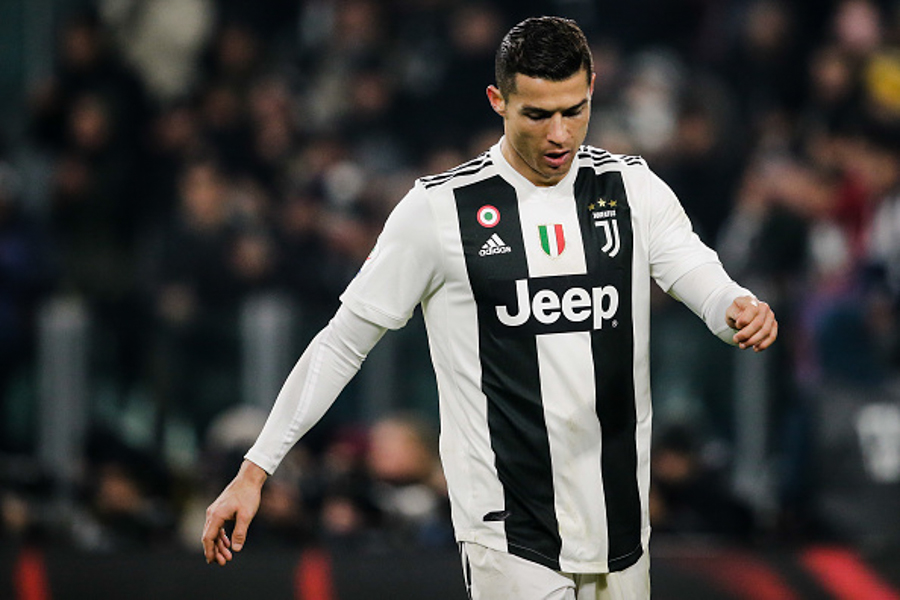 CR7 có thể sang UAE vì lương khủng