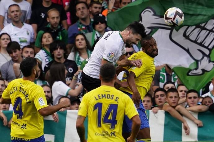 Nhận định, soi kèo Las Palmas vs Racing, 0h30 ngày 9/1