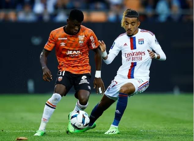 Đội hình ra sân chính thức Lyon vs Lille, 0h15 ngày 9/2 (cập nhật)