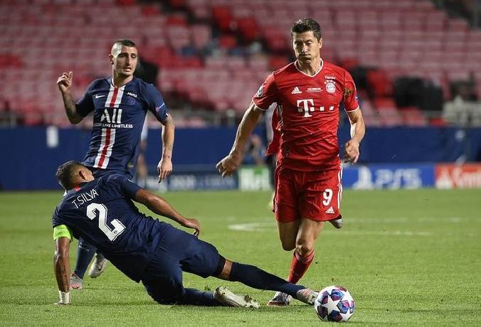 Lewandowski lên tiếng về khả năng đá lượt về với PSG