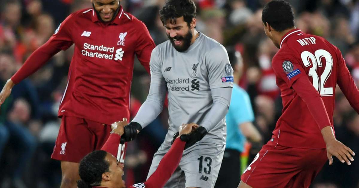 Allison ác mộng của Barca tại Champions League