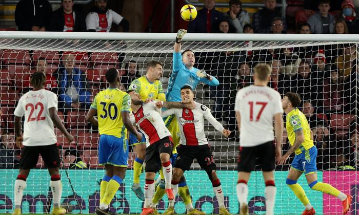 Soi kèo phạt góc Nottingham vs Southampton, 02h00 ngày 9/5
