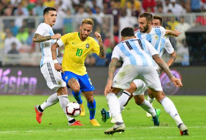 Soi kèo phạt góc Brazil vs Argentina, 7h ngày 11/7