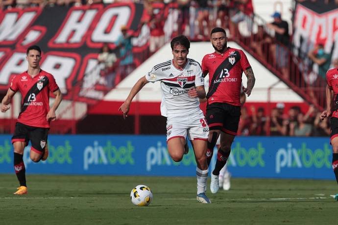 Soi kèo phạt góc São Paulo vs Atlético/GO, 7h30 ngày 9/9