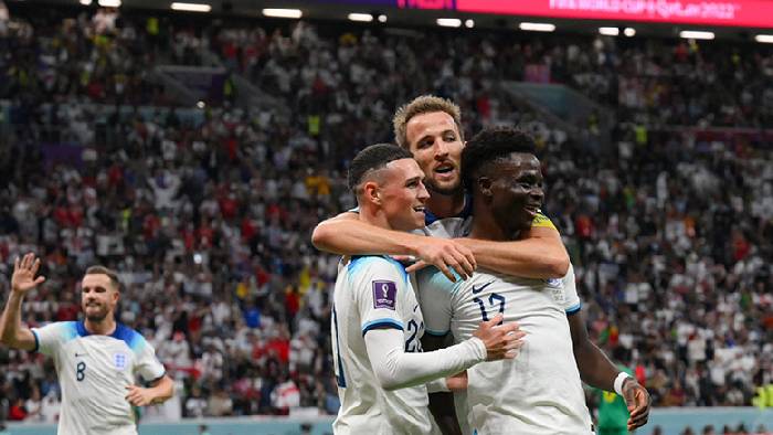 Soi kèo phạt góc Ukraine vs Anh, 23h00 ngày 9/9