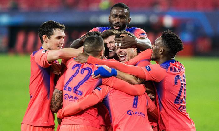 Chelsea và Man City đá lượt đi vòng 1/8 Champions League trên sân trung lập?