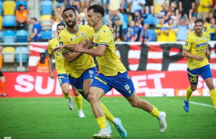 Nhận định, soi k&egrave;o Wisla Plock vs Arka Gdynia, 1h00 ng&agrave;y 10/3: Kh&aacute;c biệt ở s&acirc;n b&atilde;i