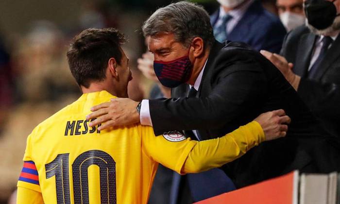 Barcelona họp khẩn vì chức vô địch La Liga 2020/21