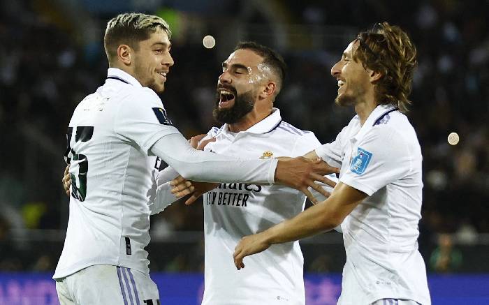 Tin Real tối 9/7: Xem xét bán trụ cột; Chưa từ bỏ thương vụ Mbappe