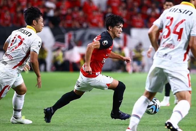 Nhận định, soi kèo Yokohama FC vs Urawa Reds, 16h00 ngày 9/8: Kim cương lấp lánh