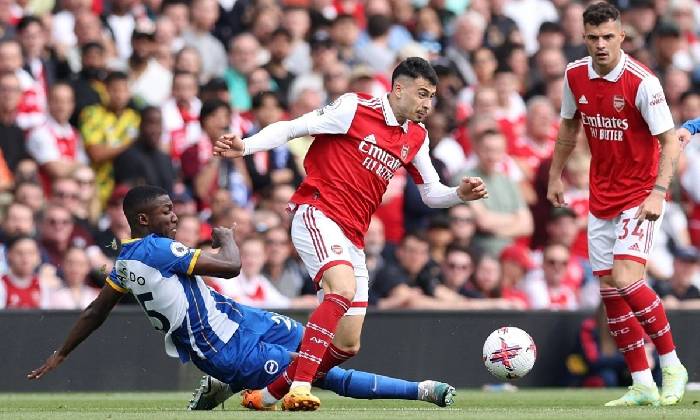 Tiếc tiền bôi trơn, Arsenal để 'siêu tiền vệ' 100 củ rơi vào tay Real