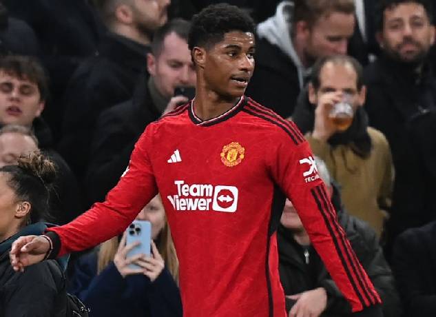 Rashford nhận thẻ đỏ, UEFA giải thích gây phẫn nộ