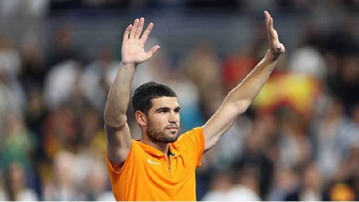 Alcaraz đánh bại ‘sao mai’ Fonseca dù bị dẫn 0-5 trong loạt tie-break