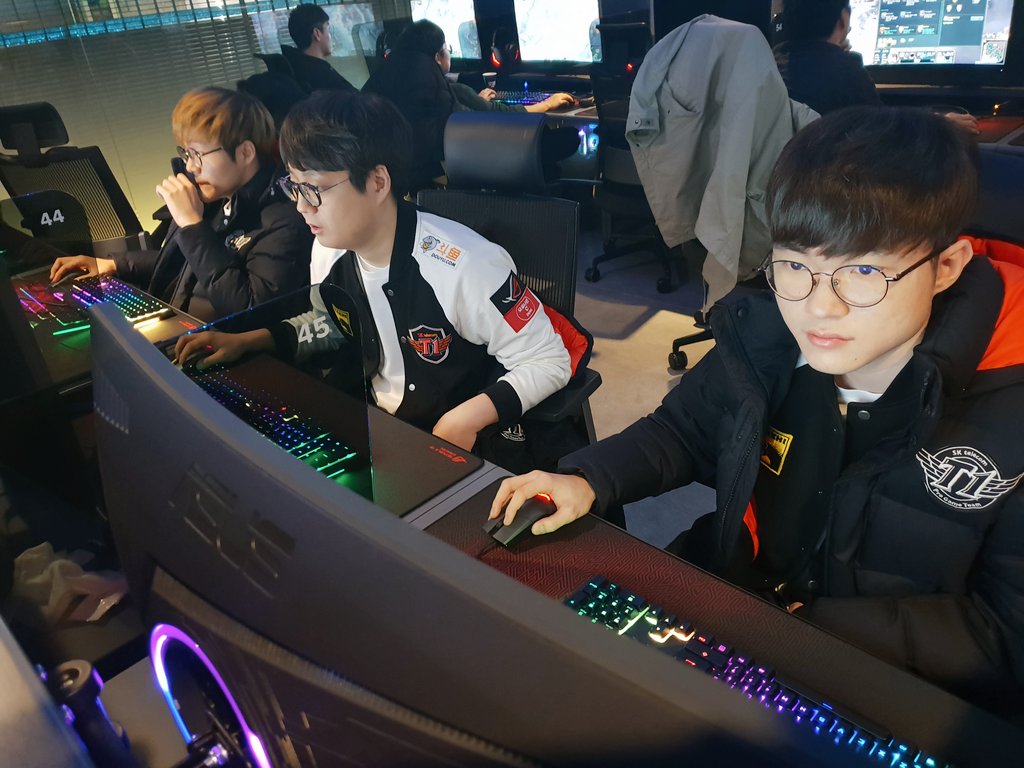 Lịch thi đấu LCK 2019: SKT đánh trận khai mạc