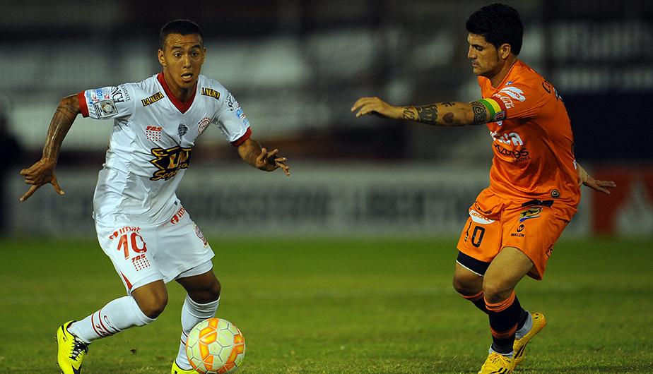 Nhận định Huracan vs Universitario, 06h00 ngày 13/1