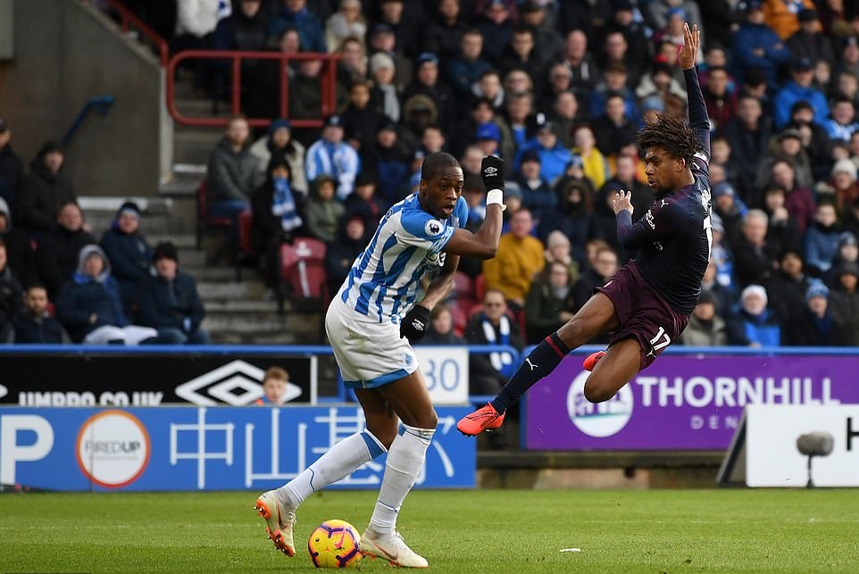 Video Huddersfield 1-2 Arsenal (Premier League, Ngoại hạng Anh vòng 26)