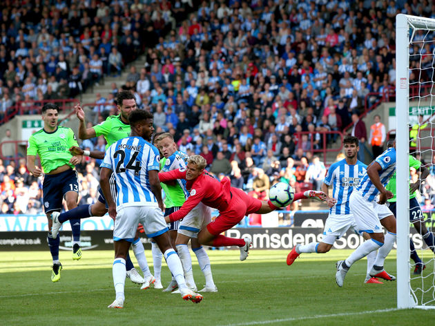Nhận định Huddersfield Town vs Cardiff City, 2h45 ngày 13/2