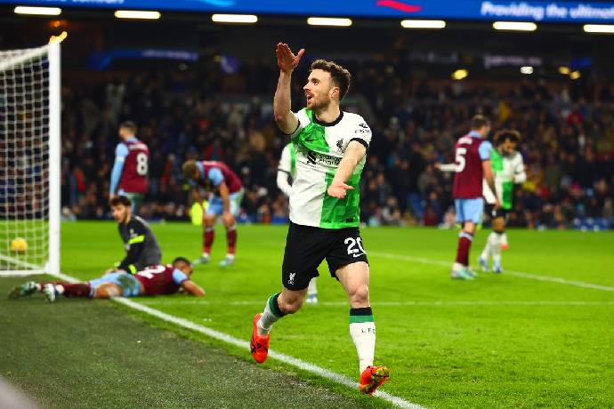 Soi kèo phạt góc Liverpool với Burnley, 22h00 ngày 10/2