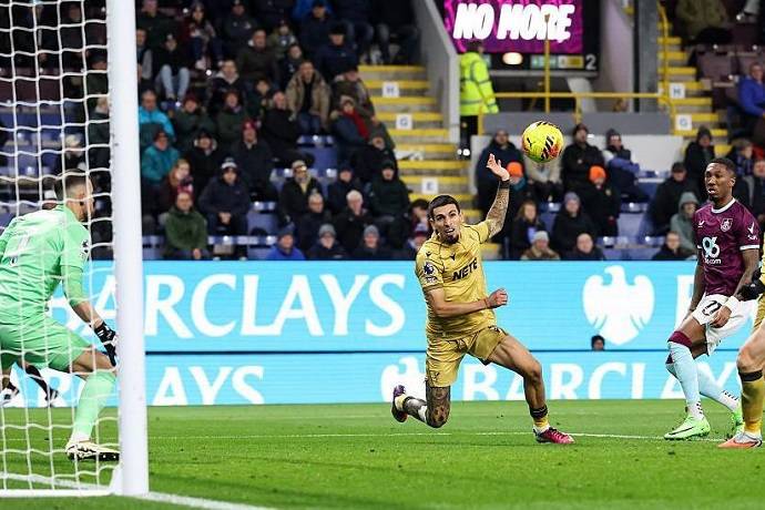 Nhận định, soi kèo Crystal Palace vs Burnley, 2h30 ngày 12/2: Lấy lại phong độ