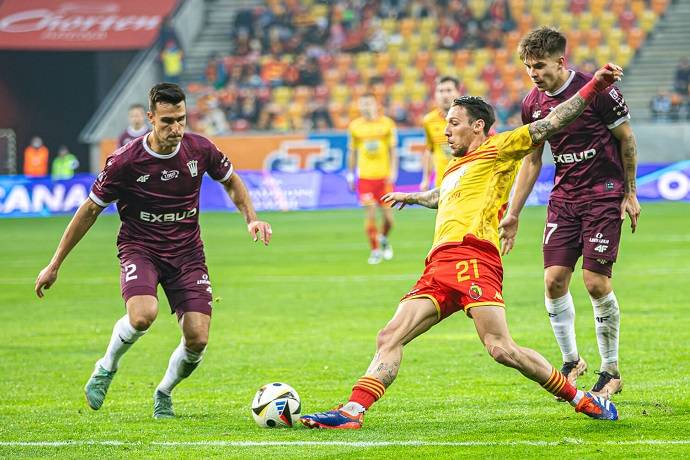 Nhận định, soi kèo Korona Kielce vs Jagiellonia, 1h30 ngày 11/4: Khó lường